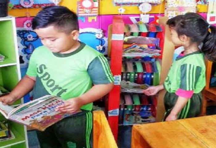 Mahasiswa UNM Dirikan Sekolah Untuk Anak Putus Sekolah